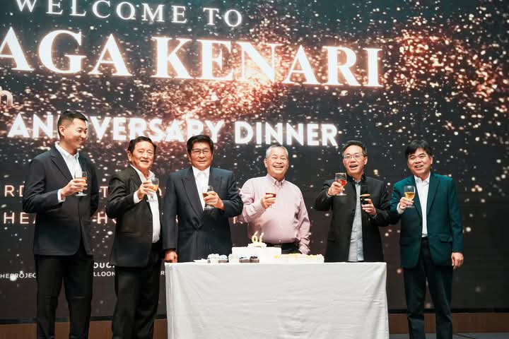 Photo 3 from 30th Anniversary Dinner album